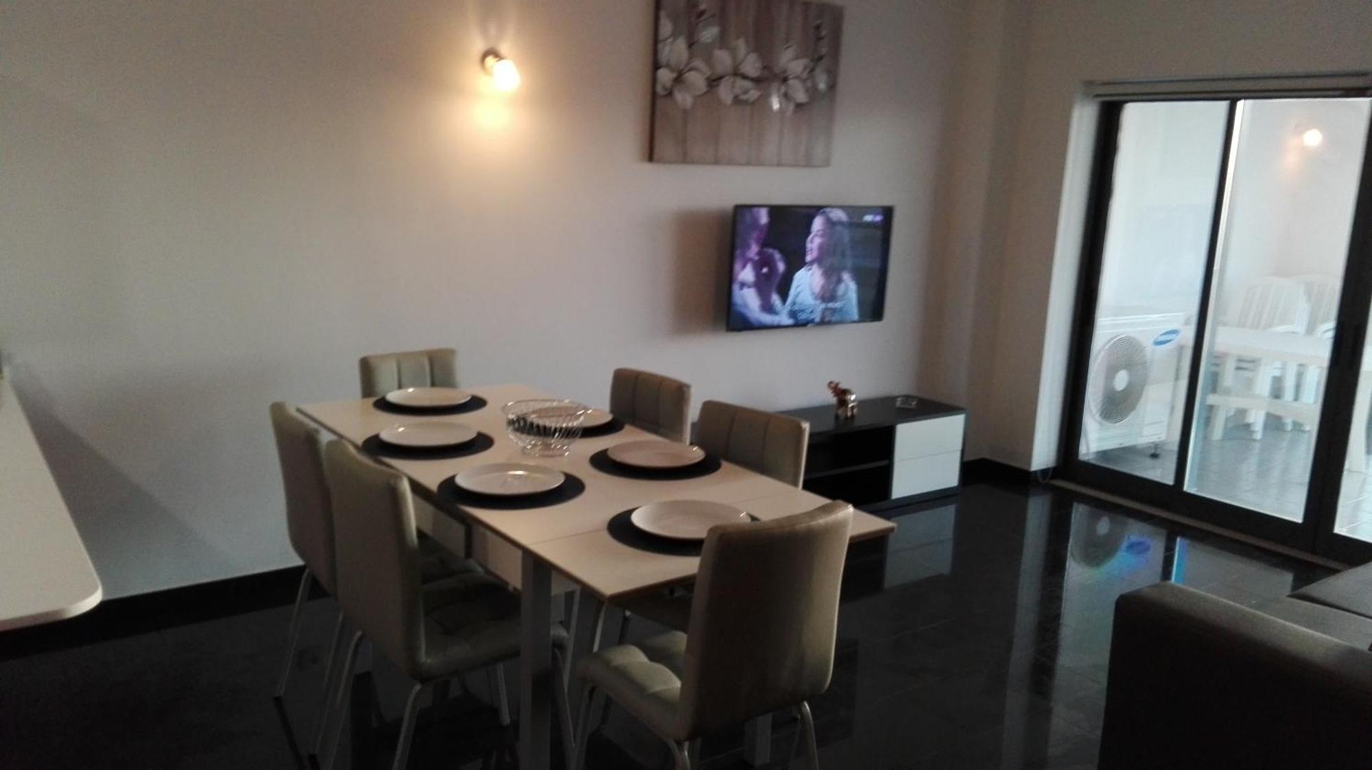 Rocha T Apartments Портиман Екстериор снимка